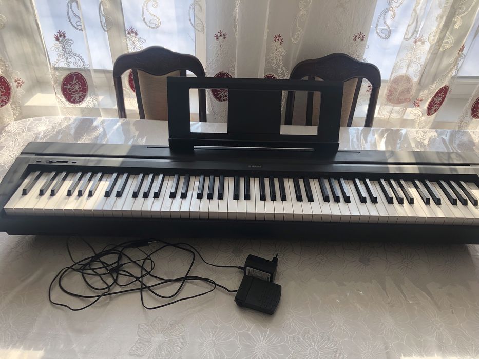 Продам цифровое пианино YAMAHA в идеальном состоянии.