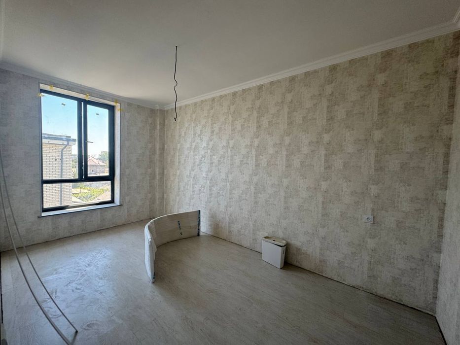 Срочно продается 2 комнатная квартира новостройка бектемирском районе