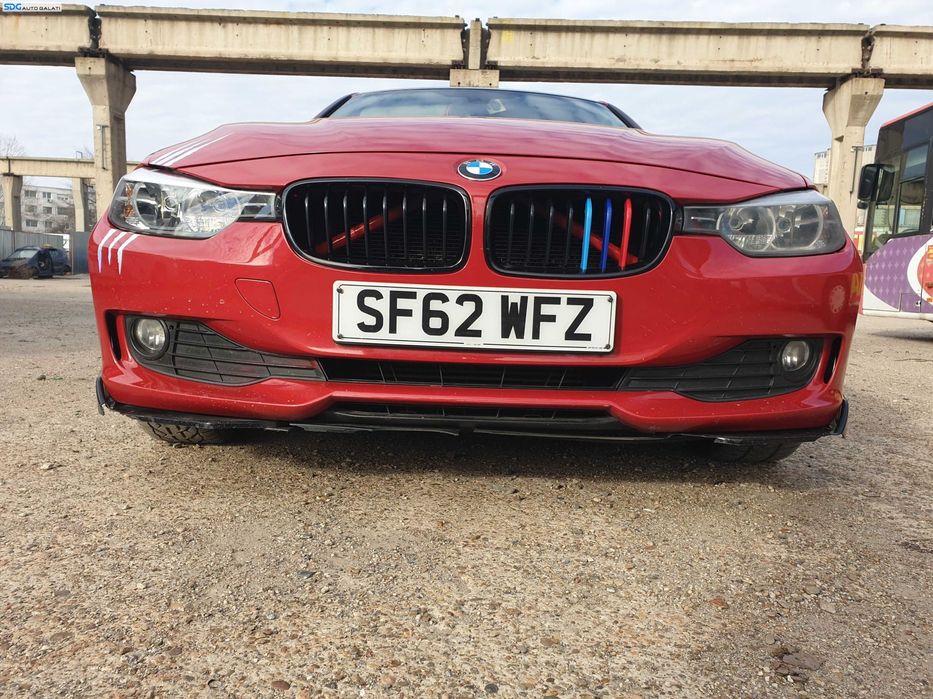 Bara Spoiler Fata cu Locas Senzori de Parcare BMW Seria 3 F30 F31 NFL Non Facelift 2011 - 2014 Culoare A75 Melbourne Red Metallic [K1122]