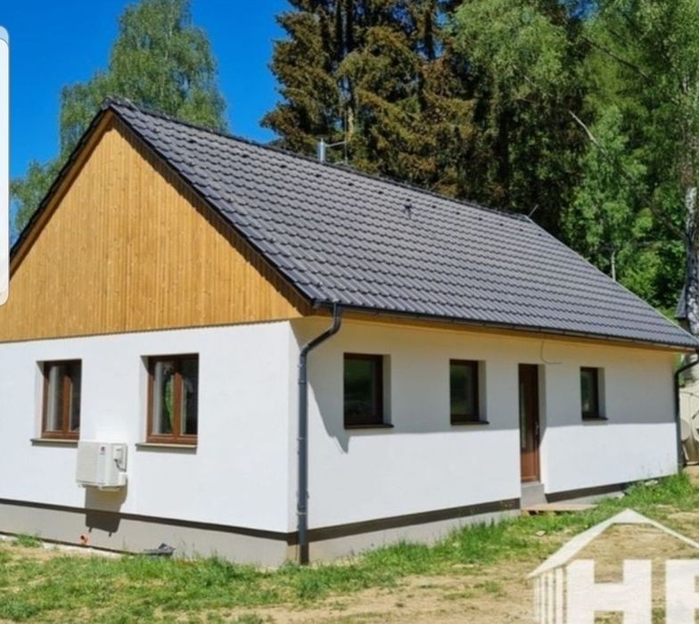 Vand case si containere modulare, cat si cabane tip A, pe structură me