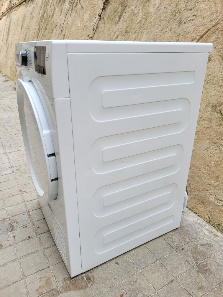 Сушилня с темопомпа Beko DPY7405 XHW3
