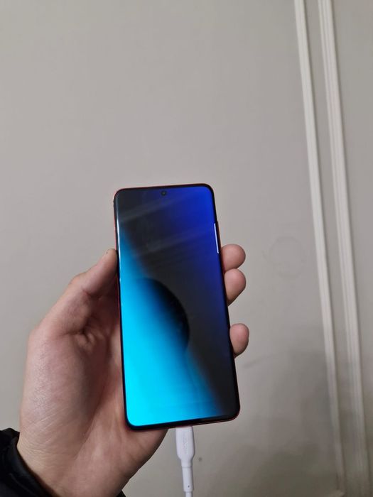 Samsung S20 Red Продам