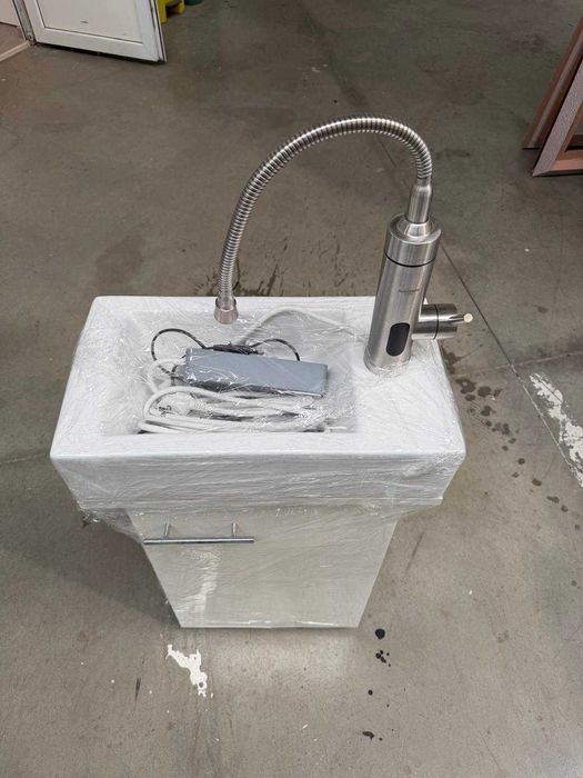 Chiuveta mobila cu baterie apa calda