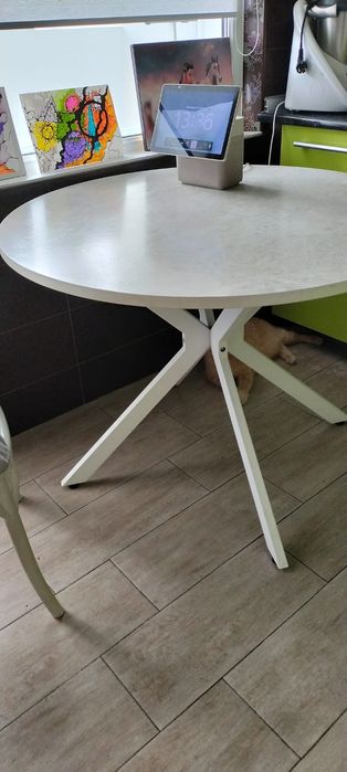 Стол  новый  продам. Производство Беларусь