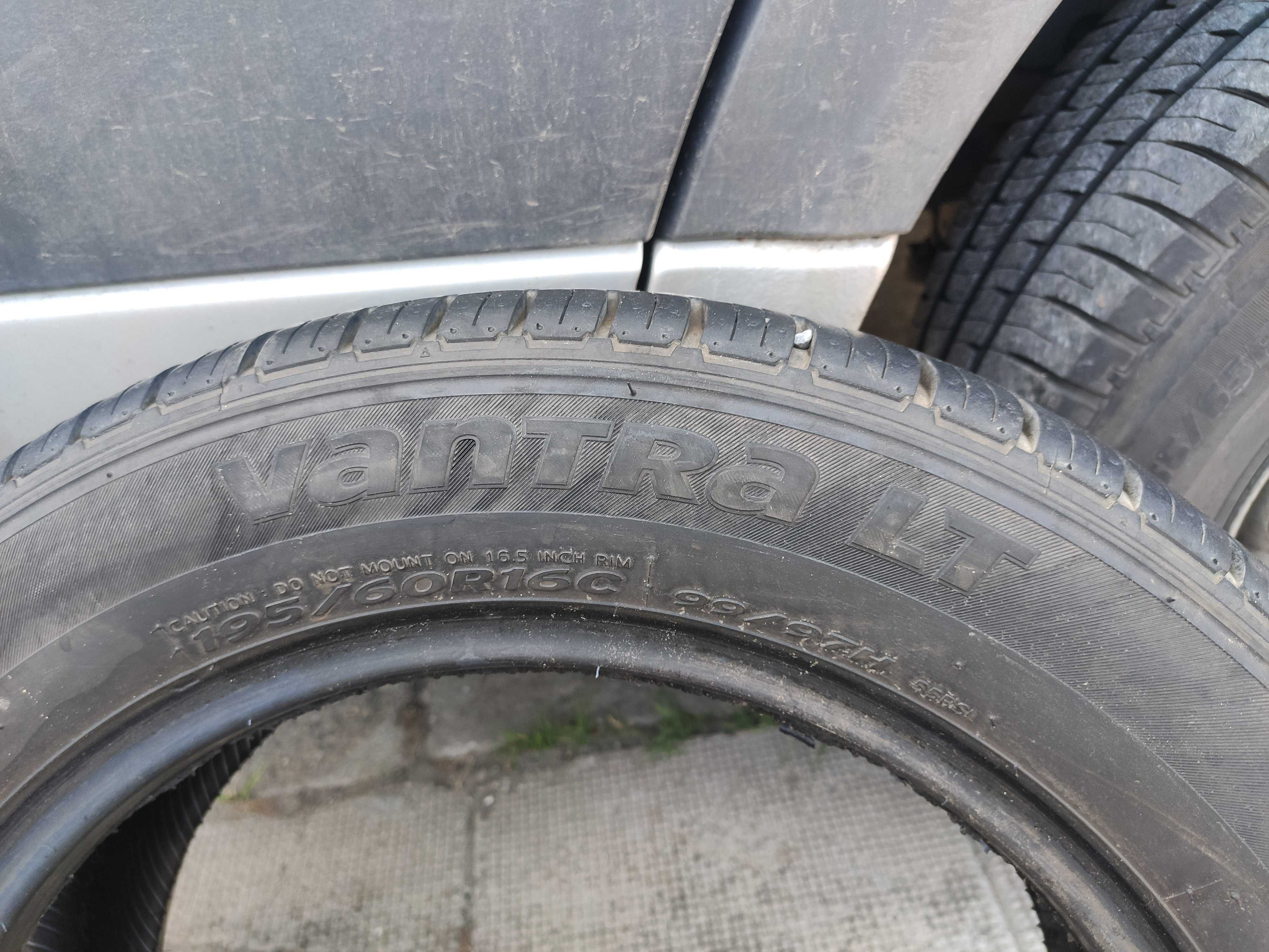 2бр Летни Гуми 195 60 16 С - Hankook - DOT 2021