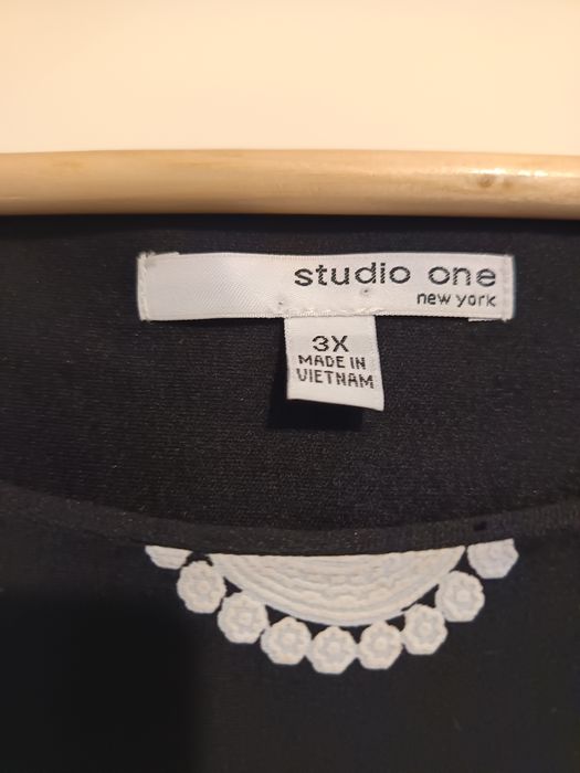 Три елегантни дамски дрехи (H&M, Studio One, Roz & Ali) – размер XL–3X