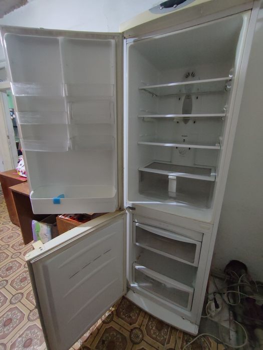 Холодильник продам