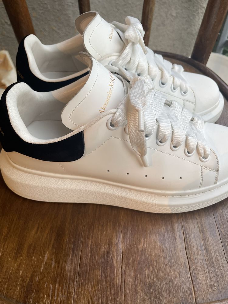 Adidasi Alexander McQueen