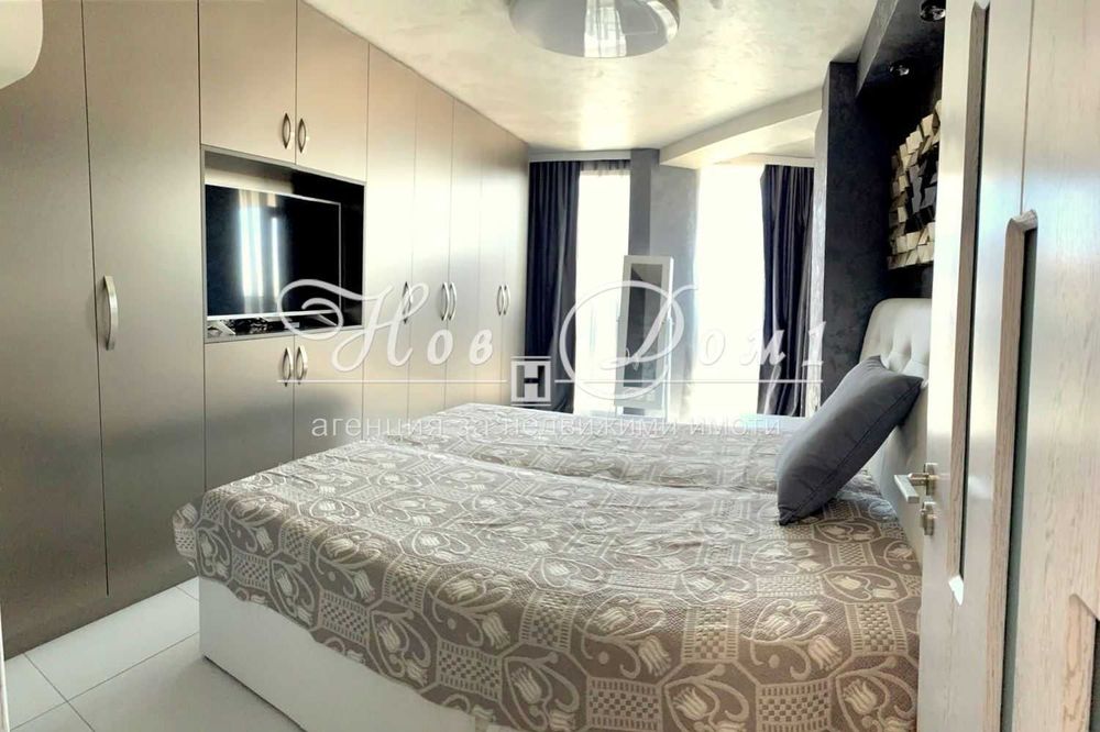 - топ локация - лукс обзаведен - паркомясто - готов за нанасяне -