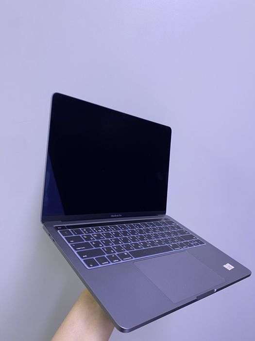 MacBook Pro 13” (M2, 2022) – мощный, стильный и надёжный!