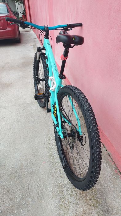 Bicicleta Trek marlin 6 _fac și schimb cu iPhone 14 Pro Max