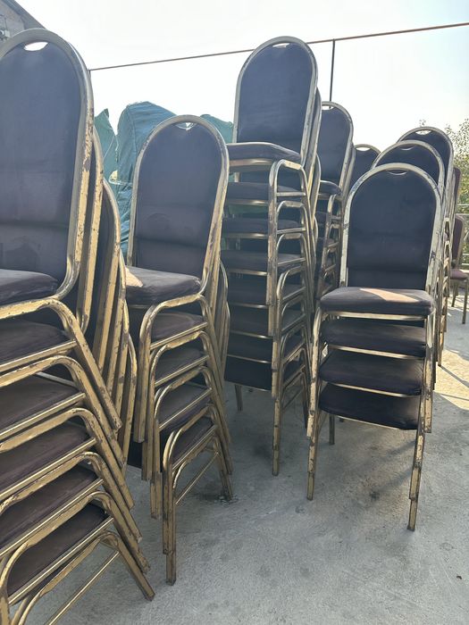 Стулья продается