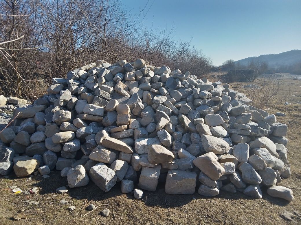 Piatra construcții