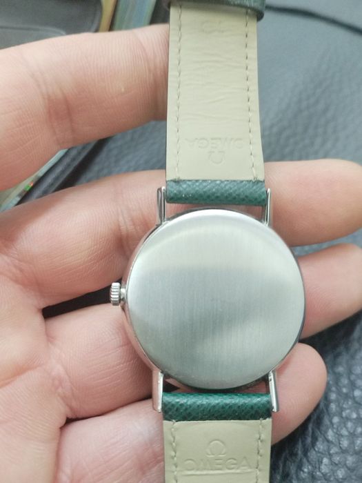 Омега Omega мъжки часовник 60те. Много запазен. Капариран