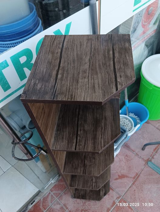 Полка угдовая из лдсп