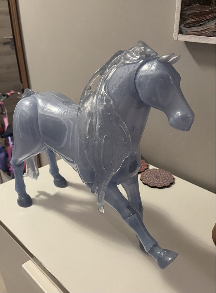 Конят на Елза - Замръзналото кралство 2 - Светещ Nokk