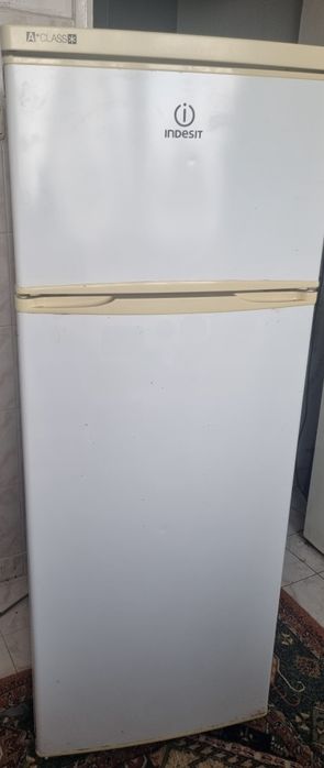 Хладилник марка Indesit RAA 28