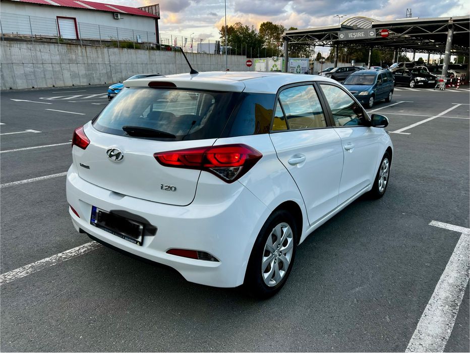 Hyundai I20 - fiabil si economic