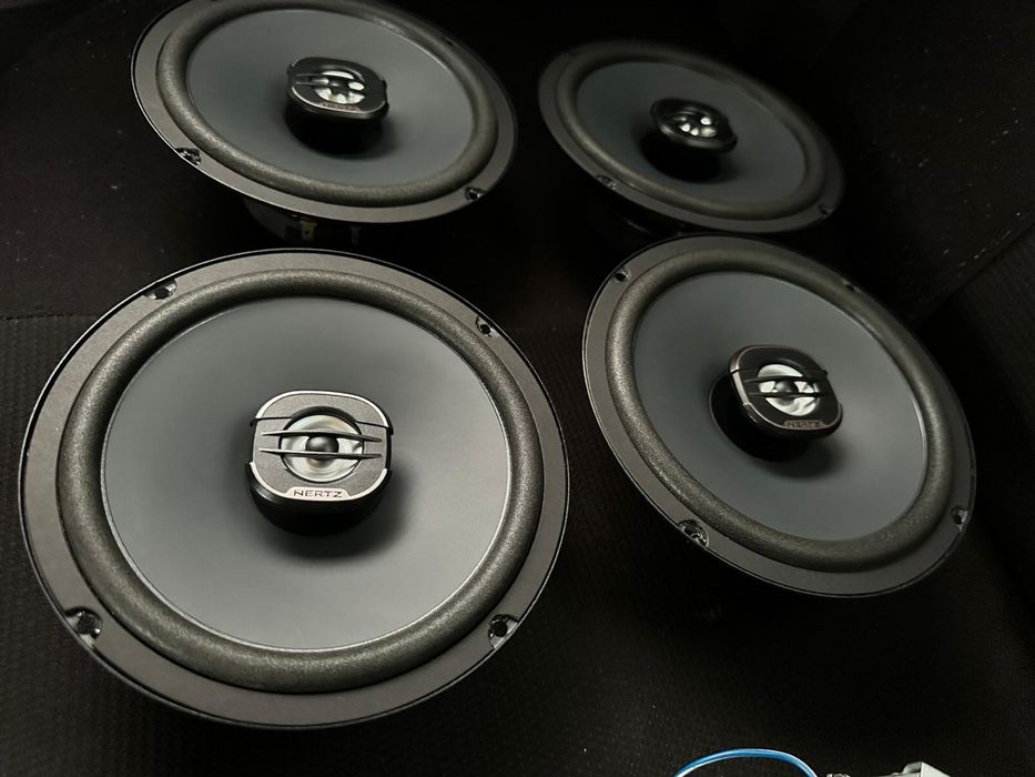 Player Kenwood + 4 boxe Hertz