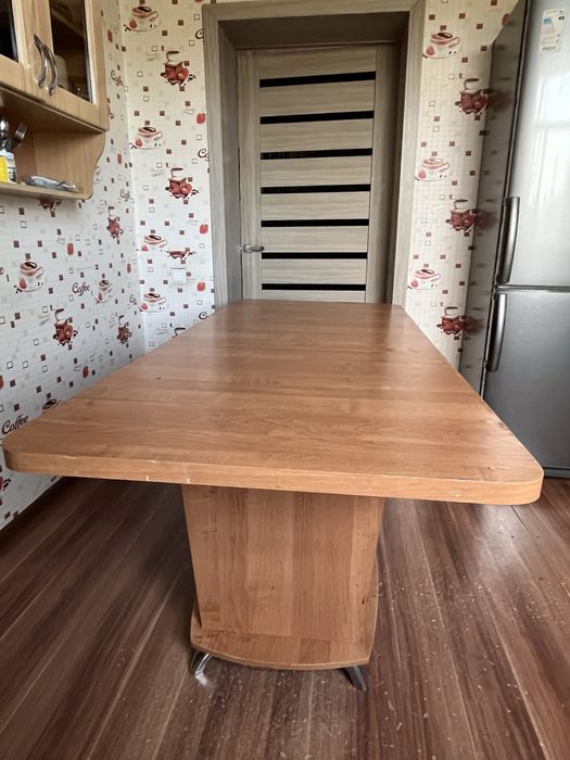 Кухняға стул 20мың длина 180см