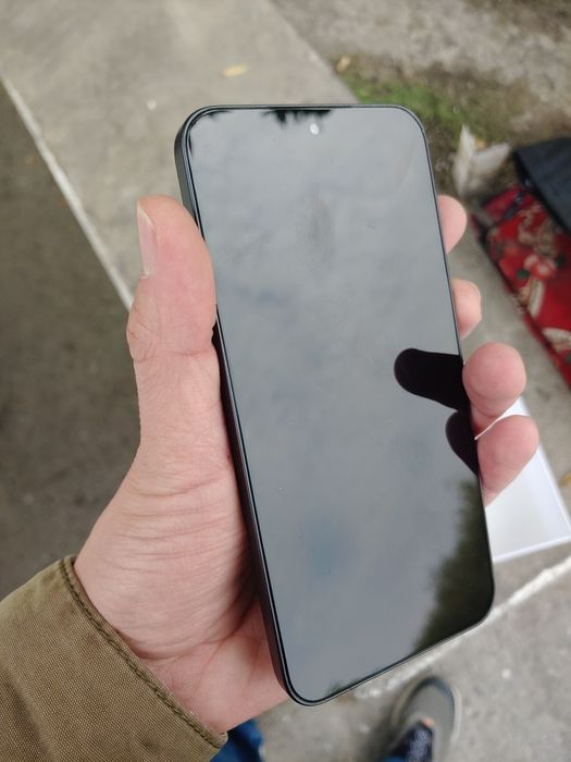 Honor 400 12/256 Gb sotiladi