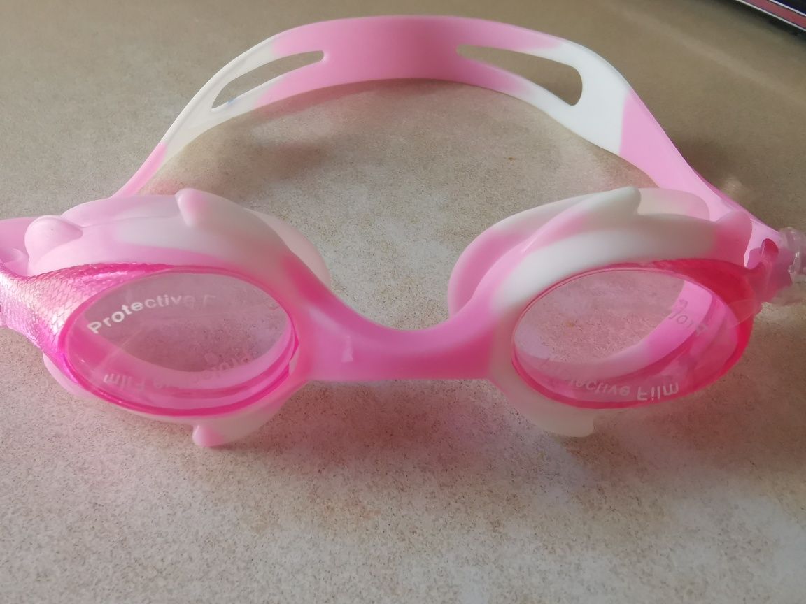 Очки для плавания для детей до года