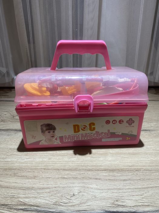 Набор доктора. Игрушки. Детский набор.