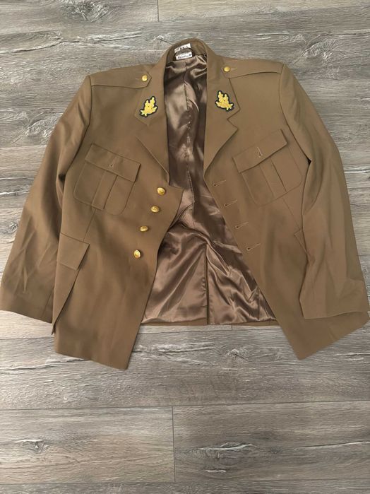 Tinuta militara oras marimea 52/IV - Noua (1 pantalon + veston)