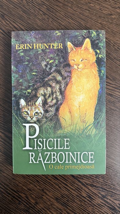 Seria de carti „Pisicile războinice”