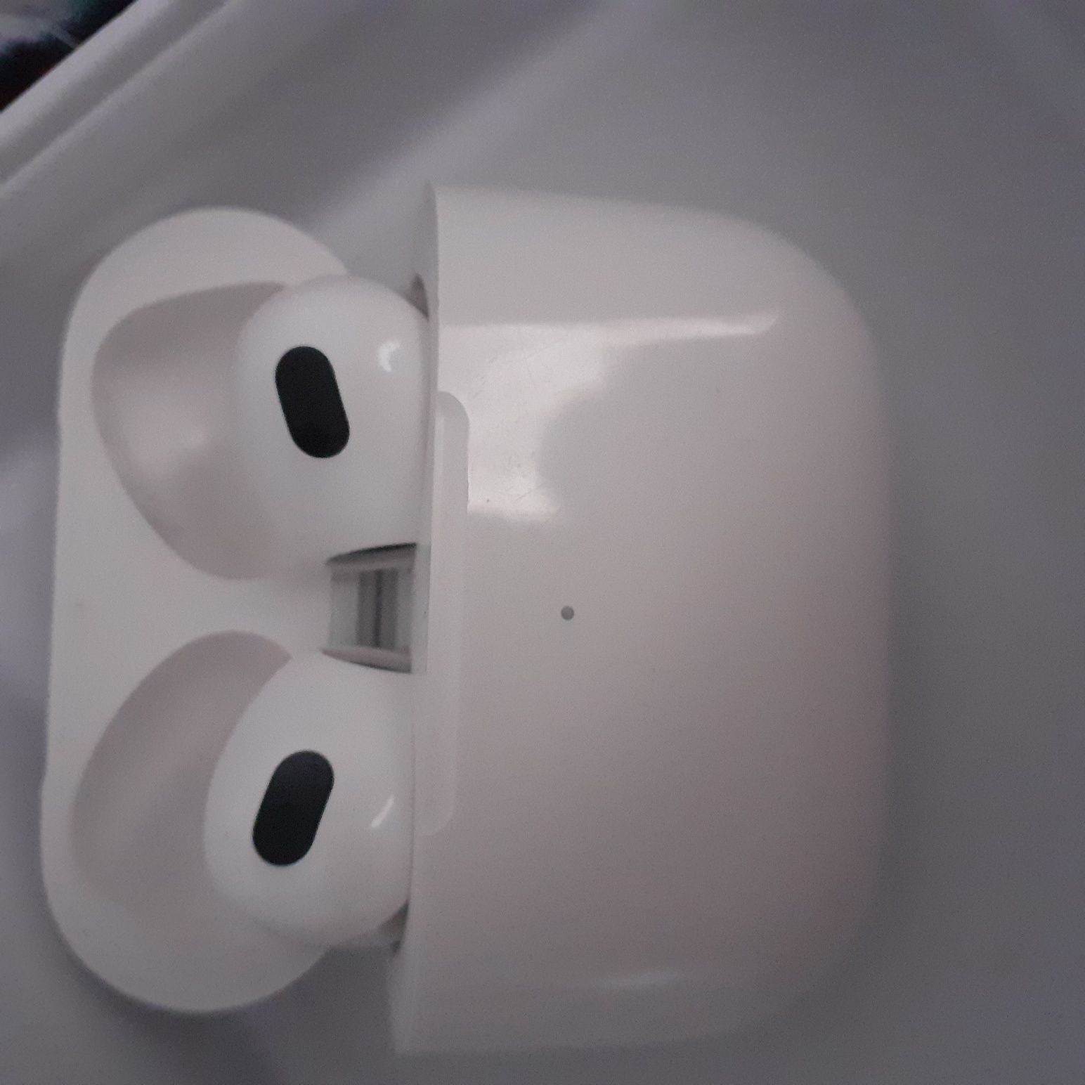 Airpods 3 поколения срочно за 15к