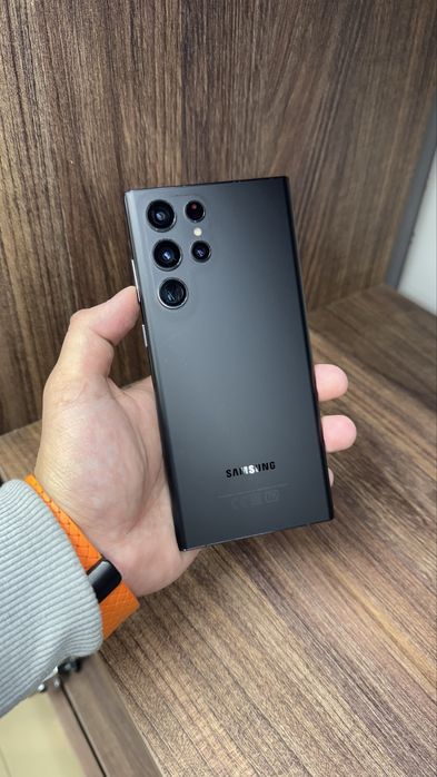 Samsung S22 Ultra / 512gb   /Daemmoney Lombard