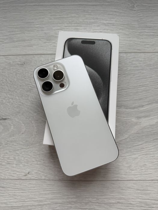 iphone 15 pro WHITE TITANIUM 512 GB
