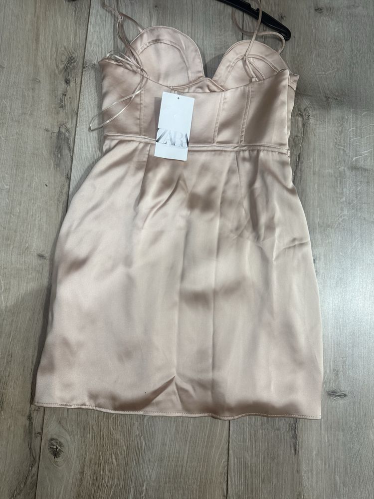Rochie satin Zara masura S