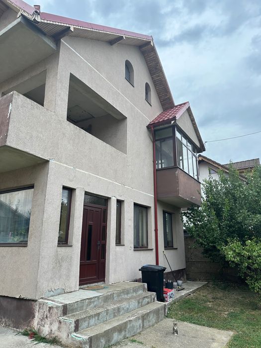 Casa/ Vilă de vânzare