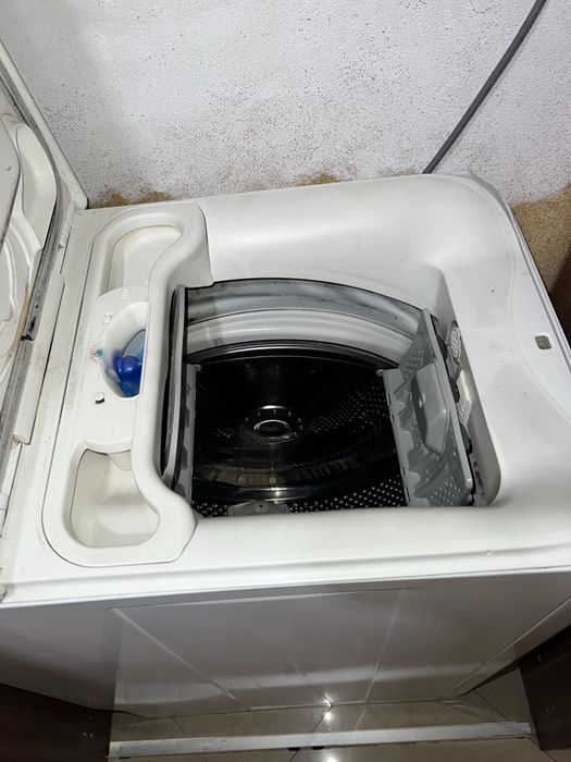 Пералня AEG с горно зареждане 6,5кг