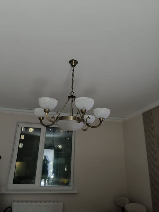 Продам люстру, в хорошем состояни