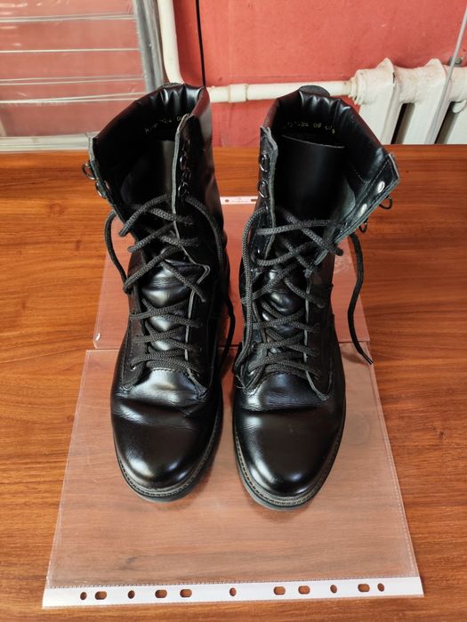 Военные черные берцы