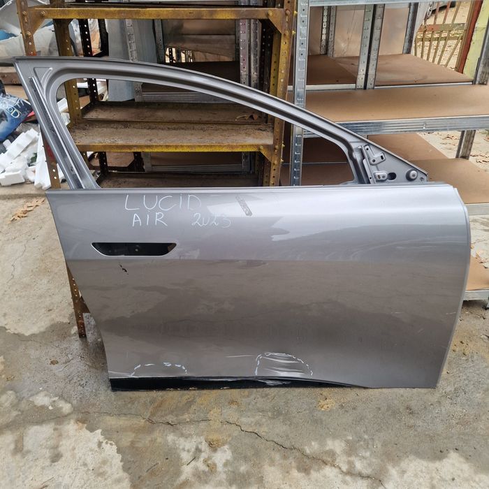 LUCID AIR 2023 предна дясна врата