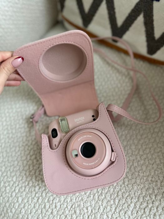 Instax mini 11 фотоапарат