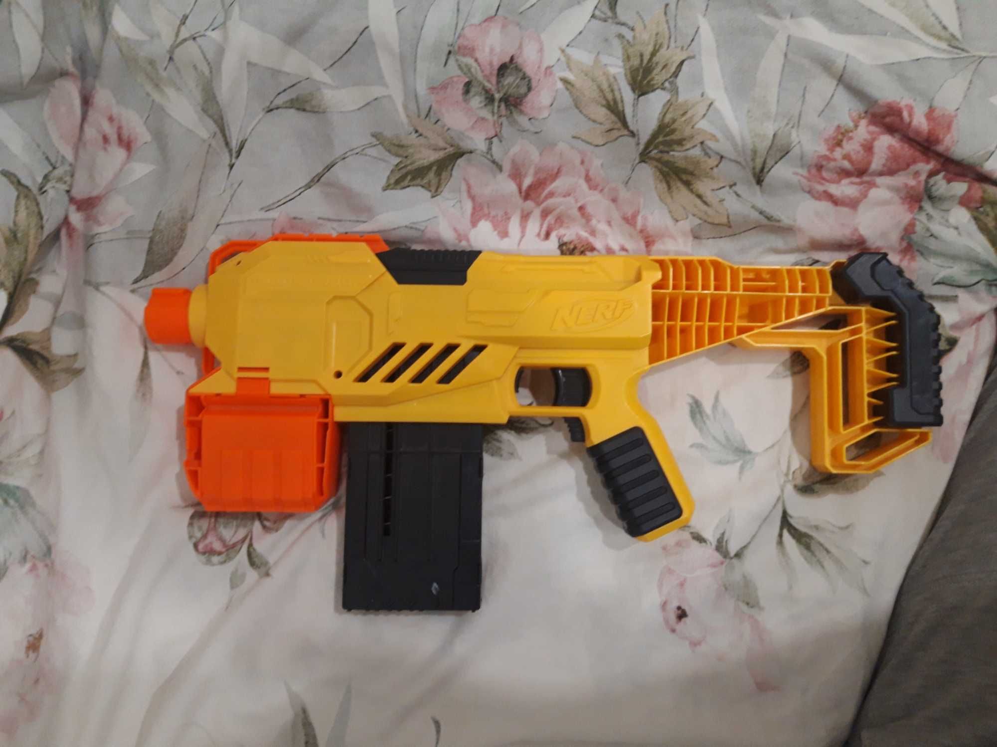 Продаётся бластер NERF