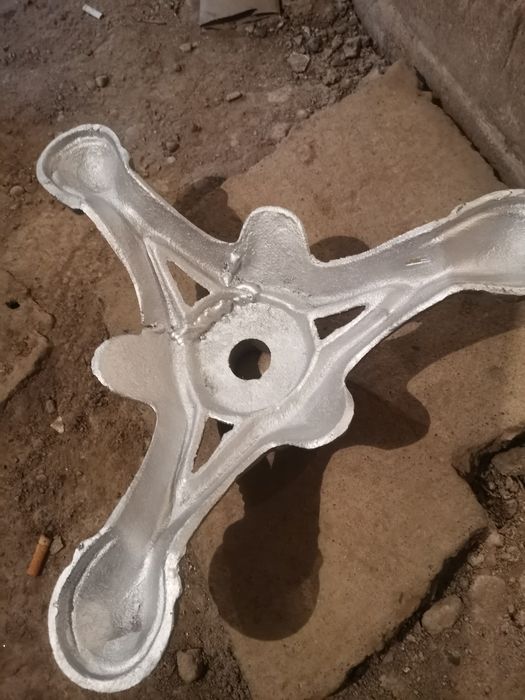 Suport brad Crăciun