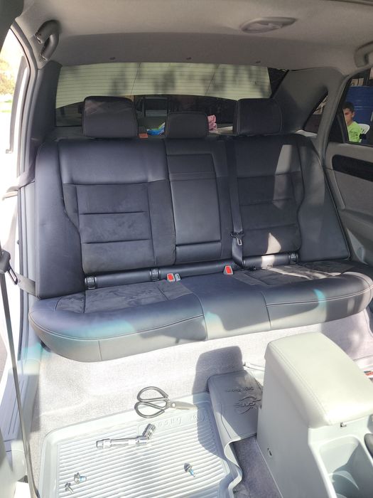 Сиденя от Mercedes 212