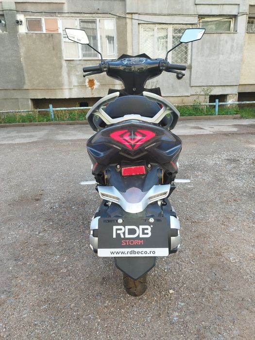 Vand scuter electric Marca RDB IN GARANTIE INCA UN AN