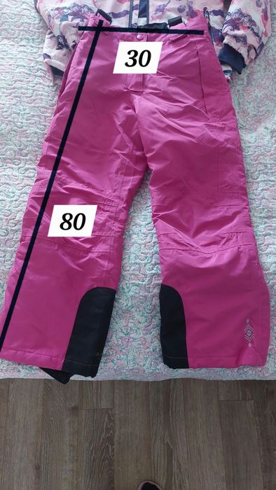 Продава се детски ски комплект 122-128