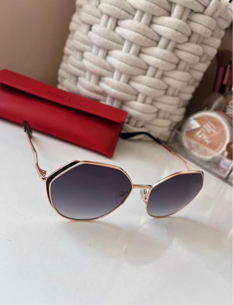 Дамски слънчеви очила Guess