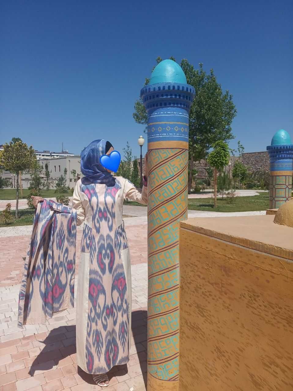 Национальная одежда Узбекистана.