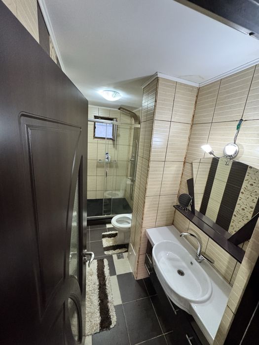 Inchirez apartament 2 camere, decomadat, et 2, Str Vasile parvan nr37