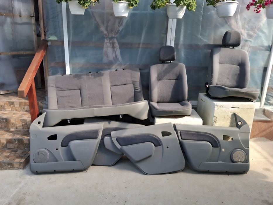 Banchete Panou Usi Scaun Logan 1 impecabile