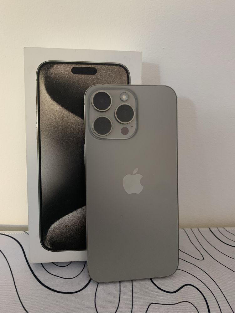 iPhone 15 Pro Max