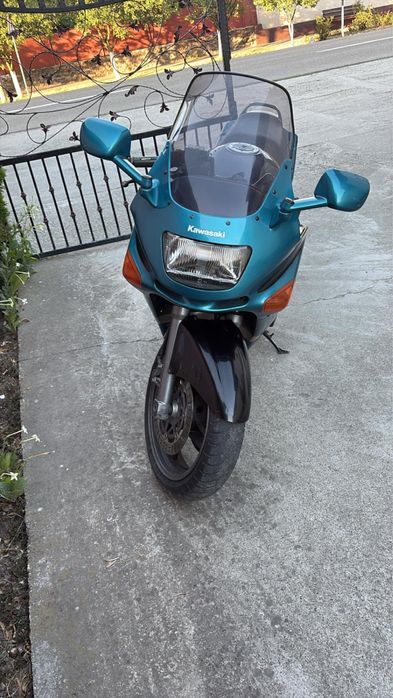 Kawasaki model ZX600E